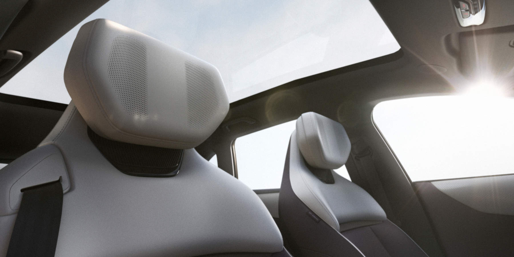 Mazda EZ-60 Innenraum Panoramadach Sitze