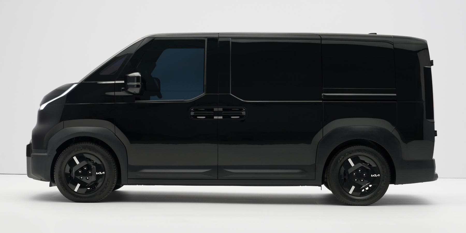 Kia PV5 Cargo Seitenansicht