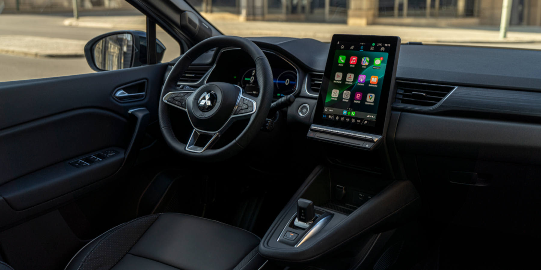 Mitsubishi Grandis Innenraum Cockpit