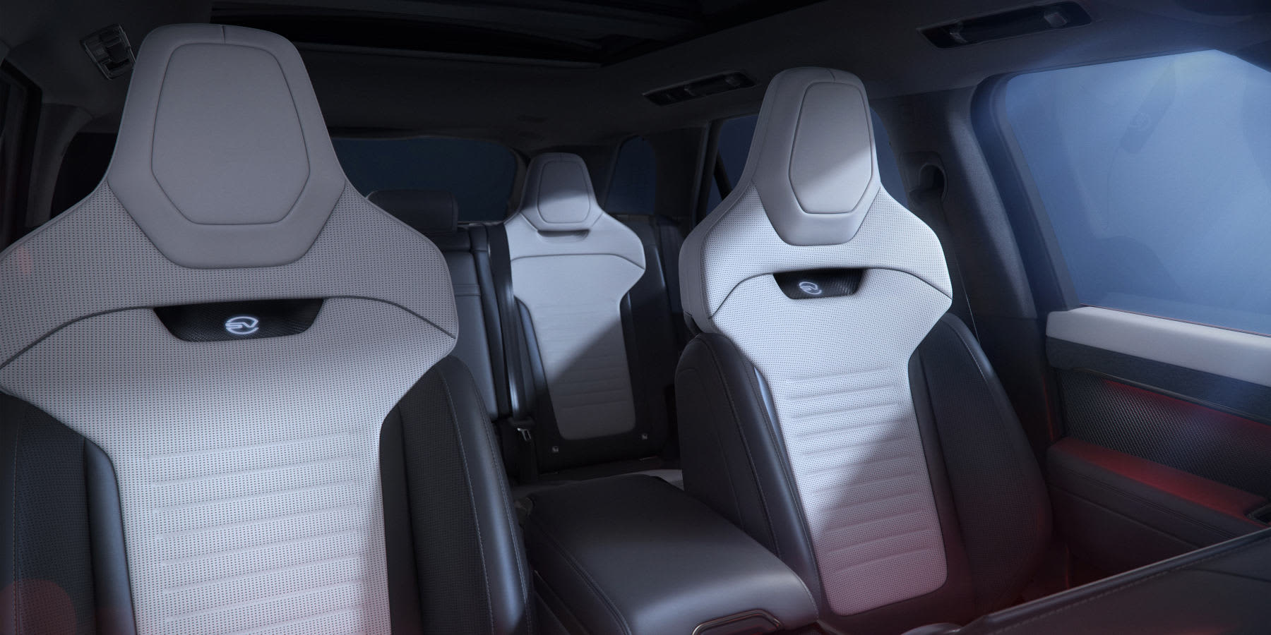 Range Rover Sport SV Carbon Innenraum Sitze