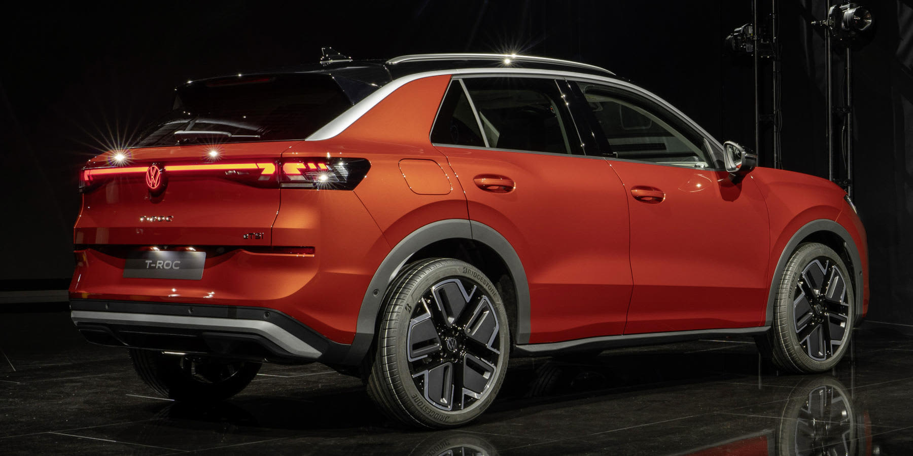 VW T-Roc MY 2025 Heck seitlich