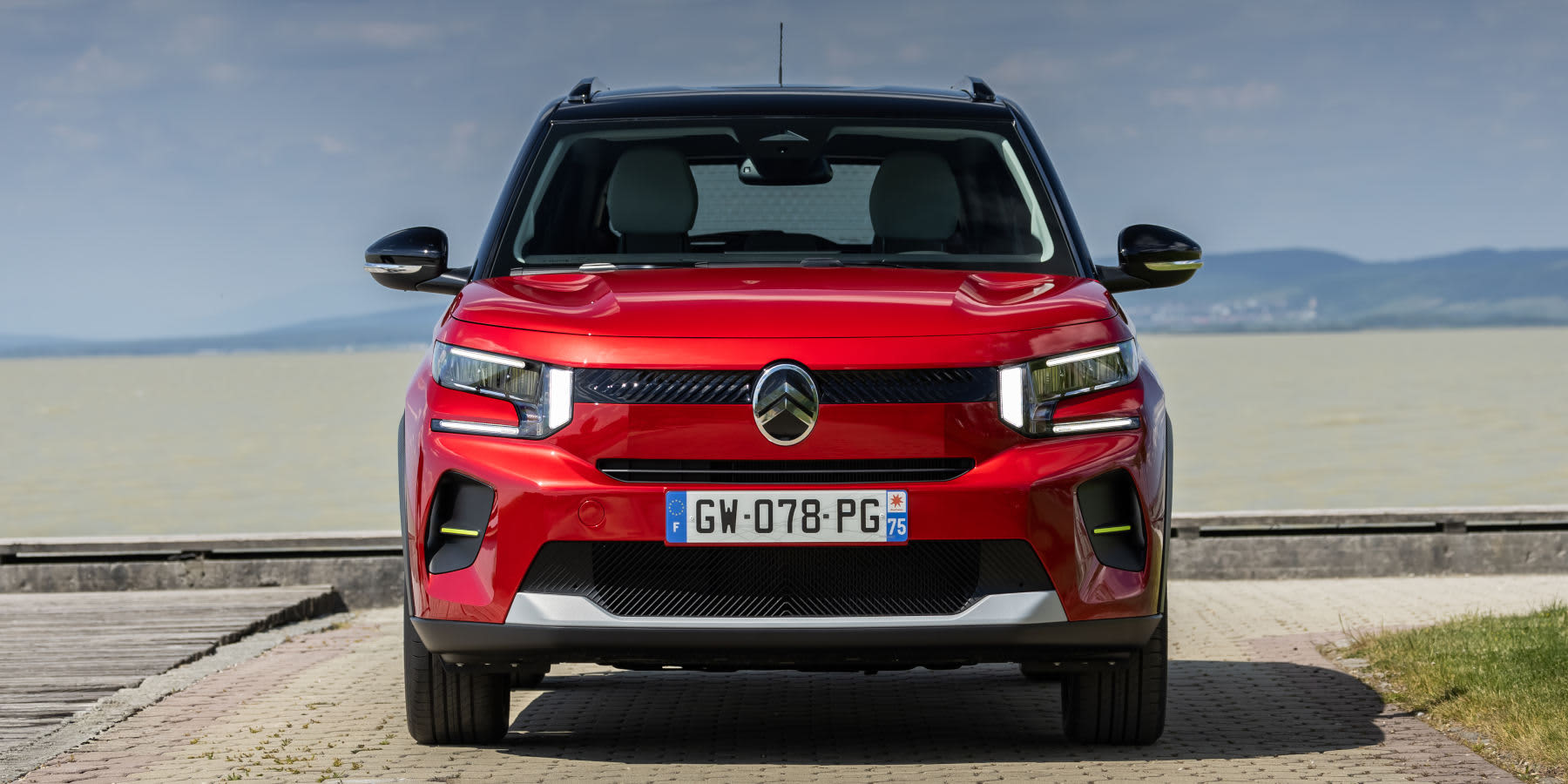 Citroen e-C3 Elixir-Rot BEV Front Totale