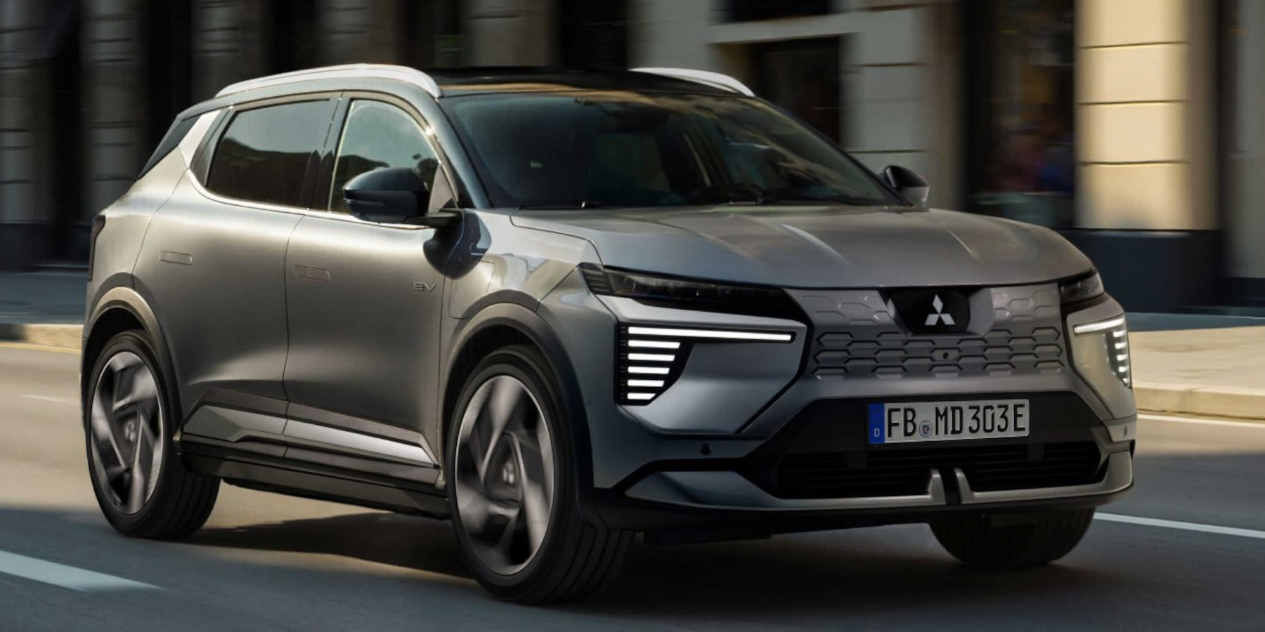 Mitsubishi Eclipse Cross Front seitlich
