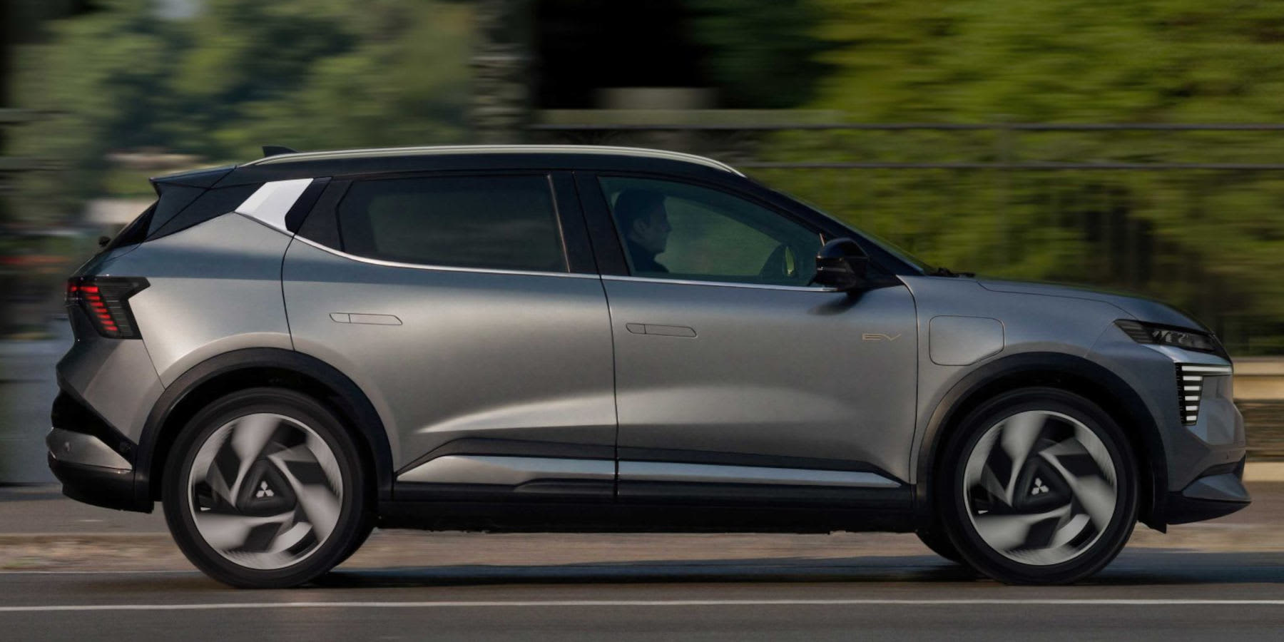 Mitsubishi Eclipse Cross Seite