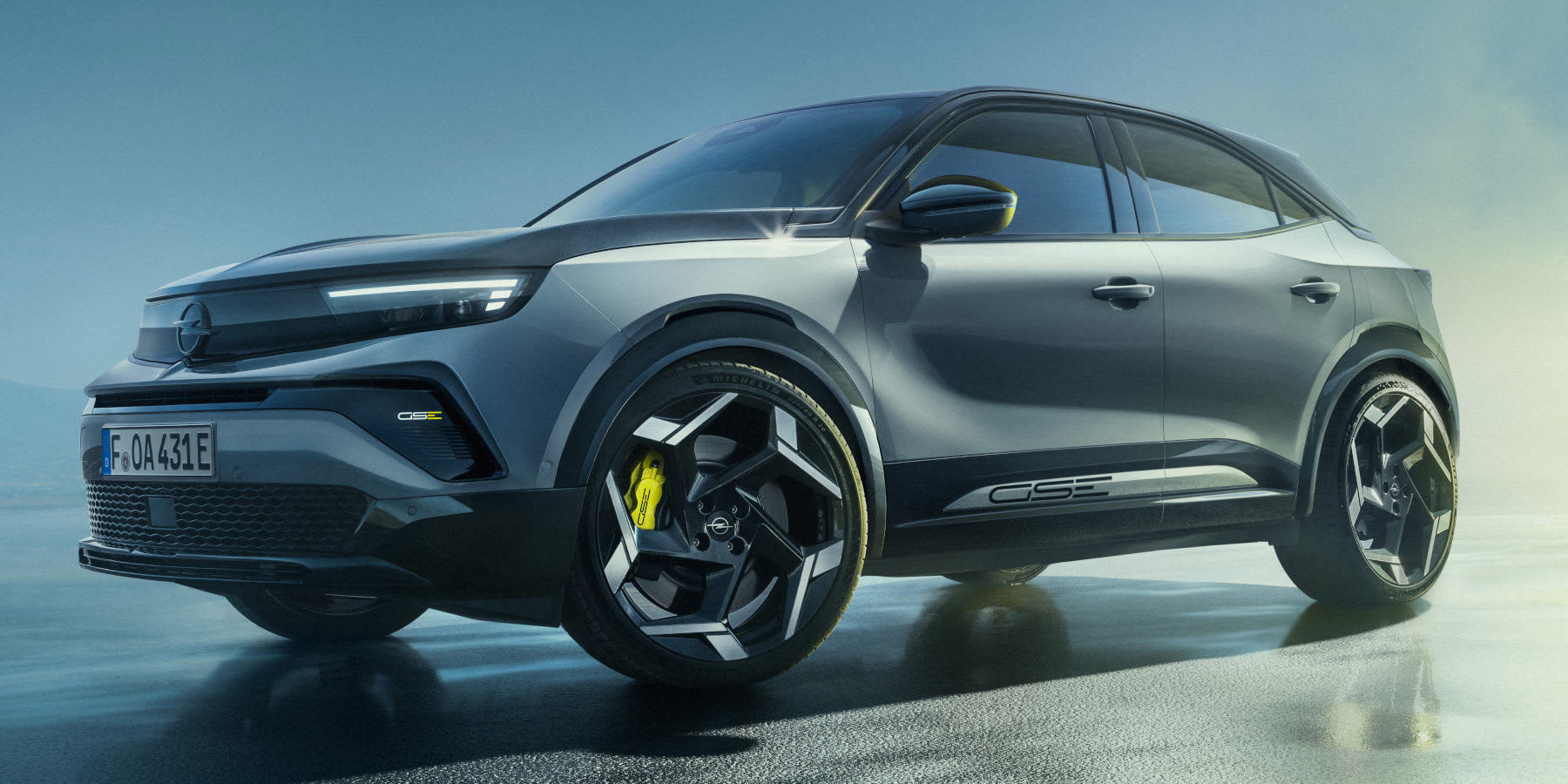 Opel Mokka GSE seitliche Frontansicht