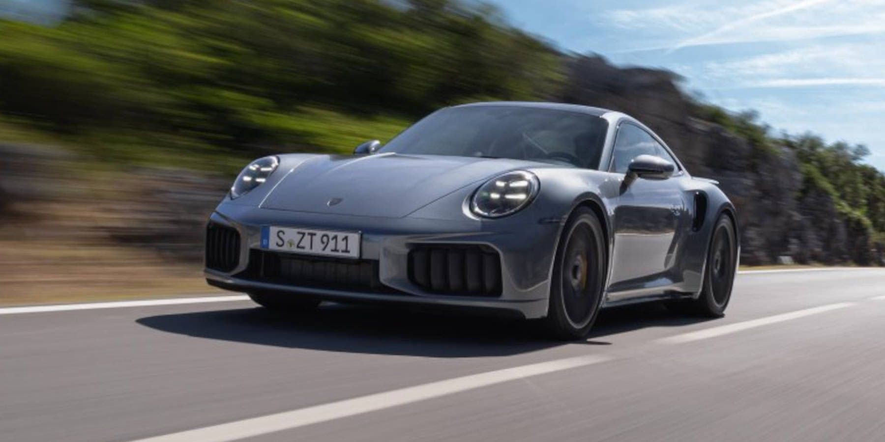 Porsche 911 Turbo S Front Straße