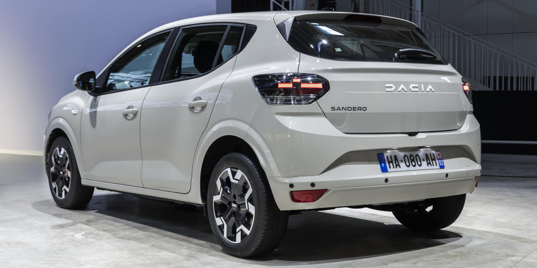 Dacia Sandero Heck seitlich