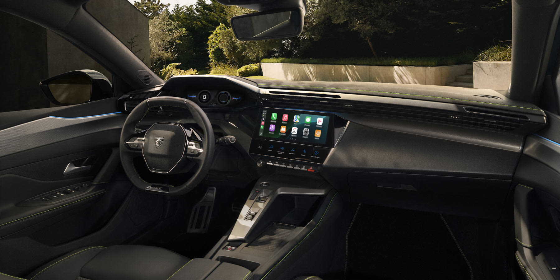 Peugeot 308 Innenraum Cockpit