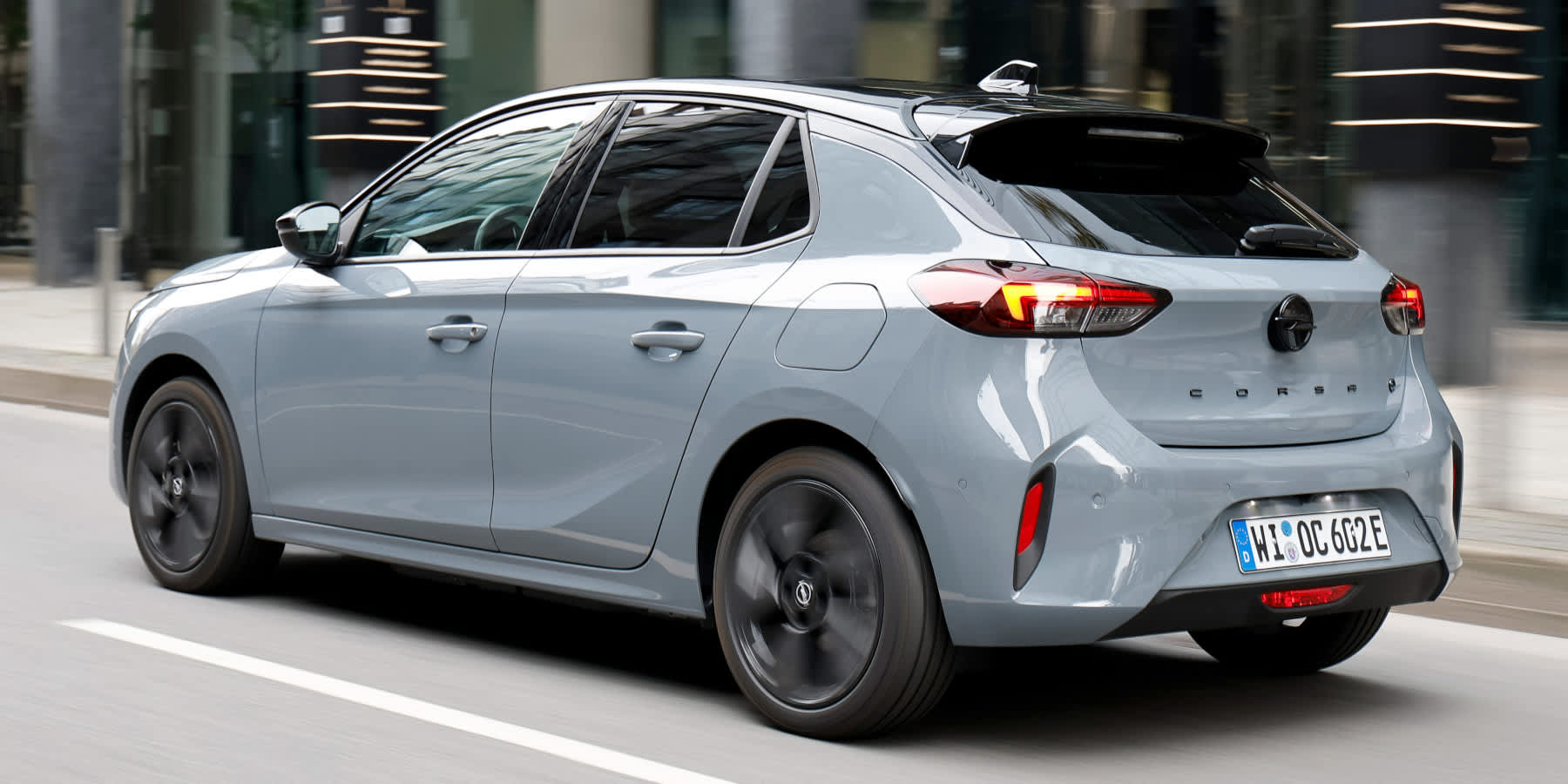 Opel Corsa Electric Heck seitliche Ansicht