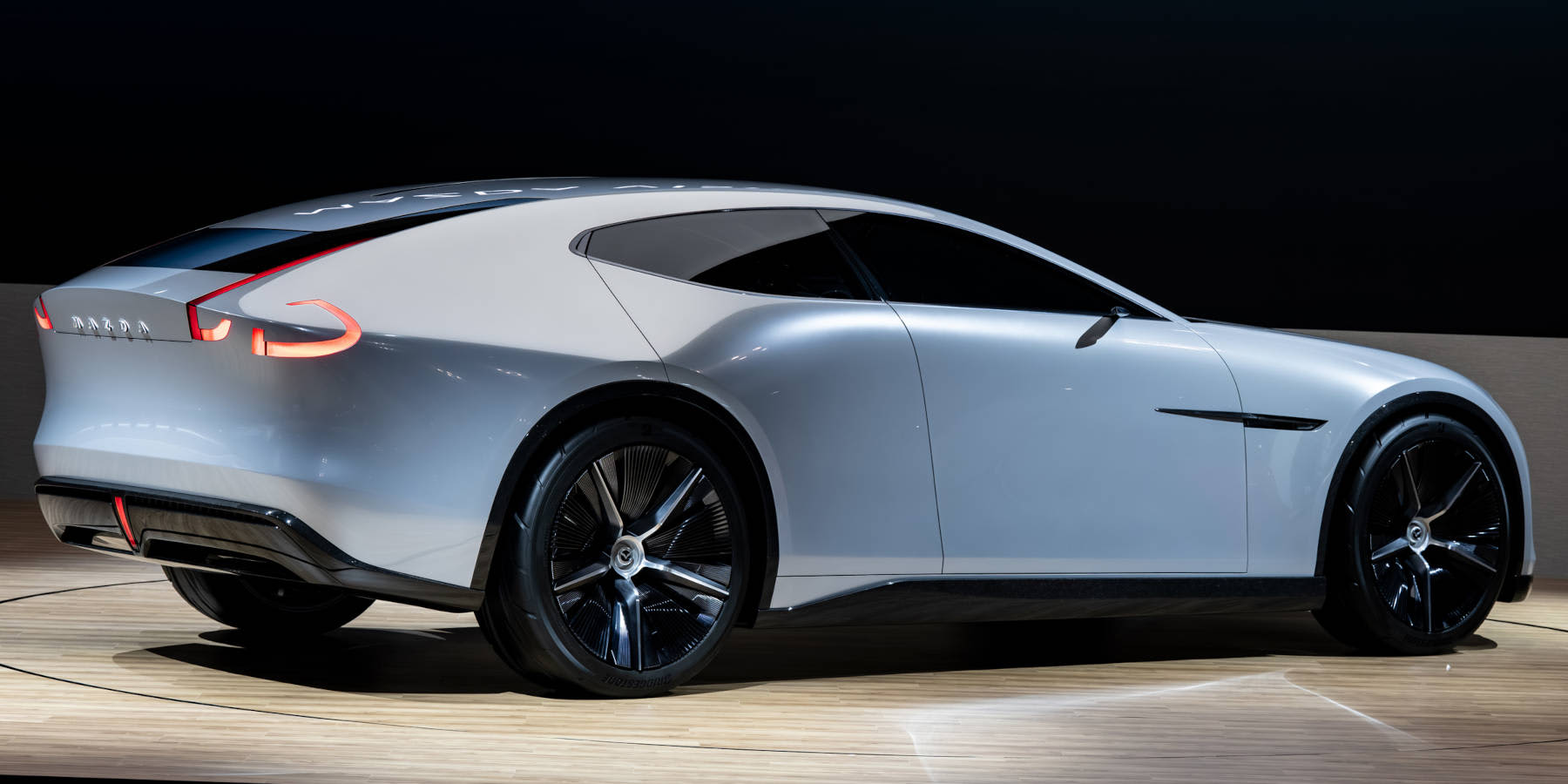 Mazda Vision X-Coupe Heck seitlich