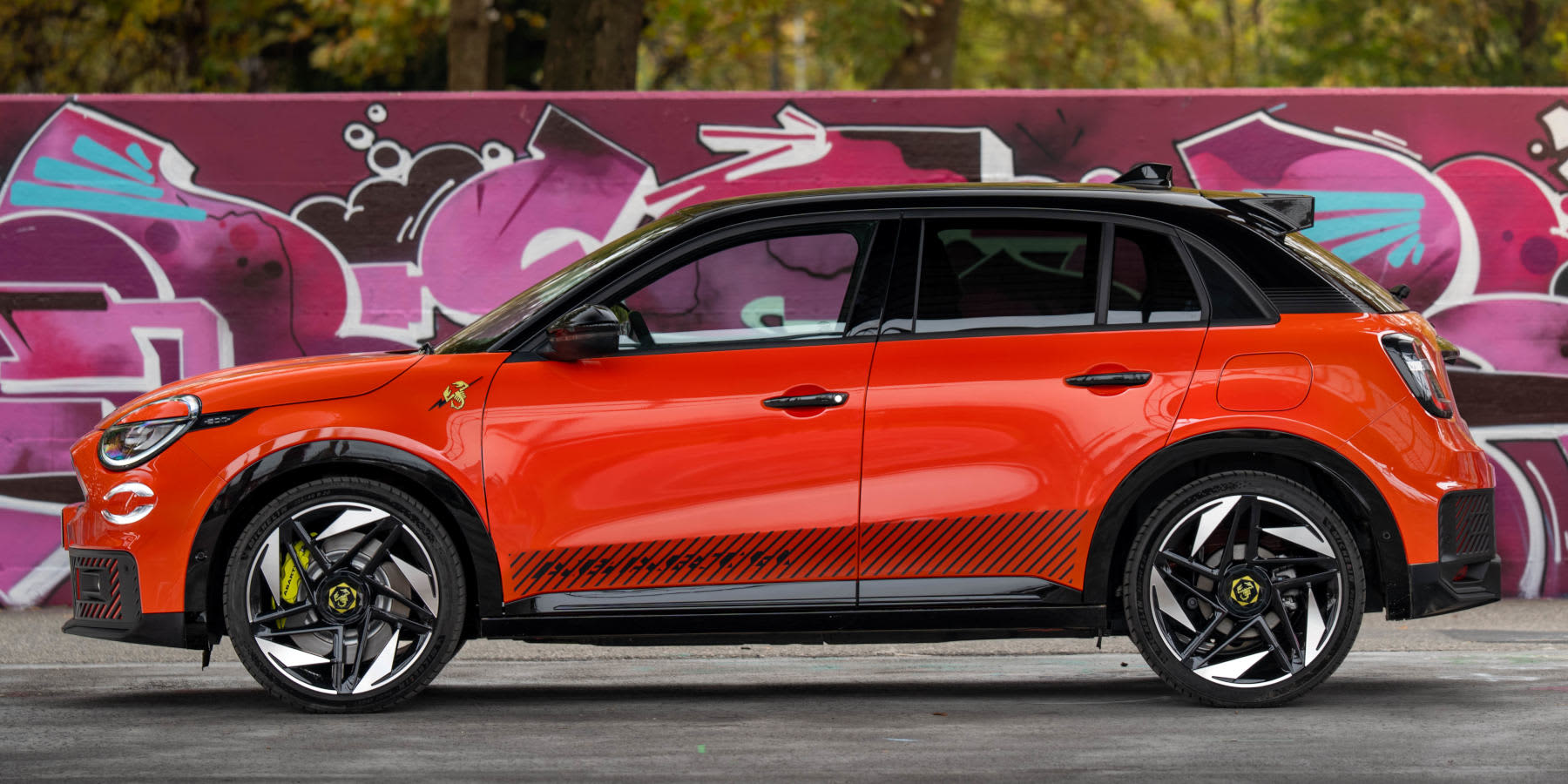 Abarth 600e Competizione Seite