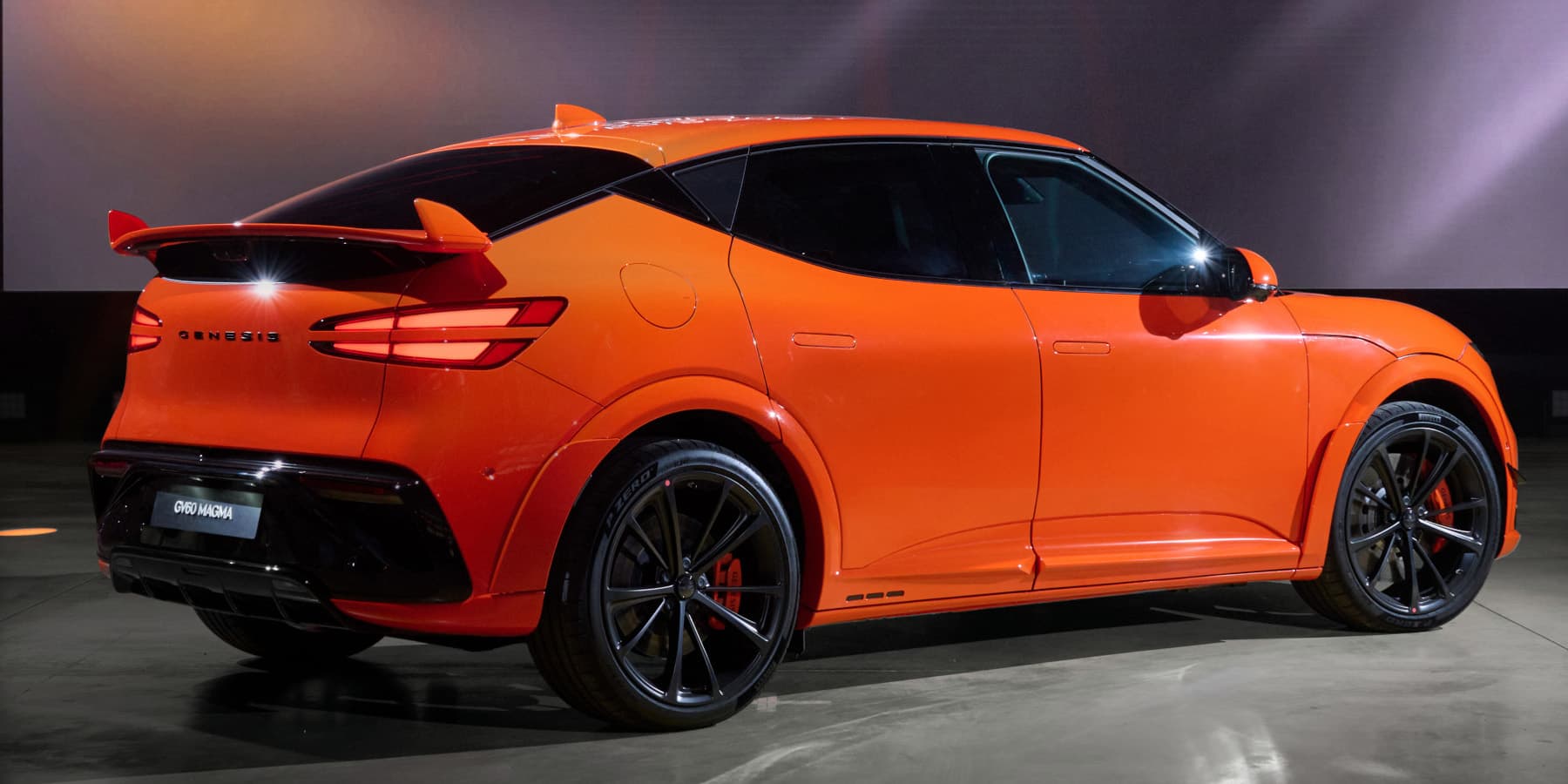 Genesis GV60 Magma Heck