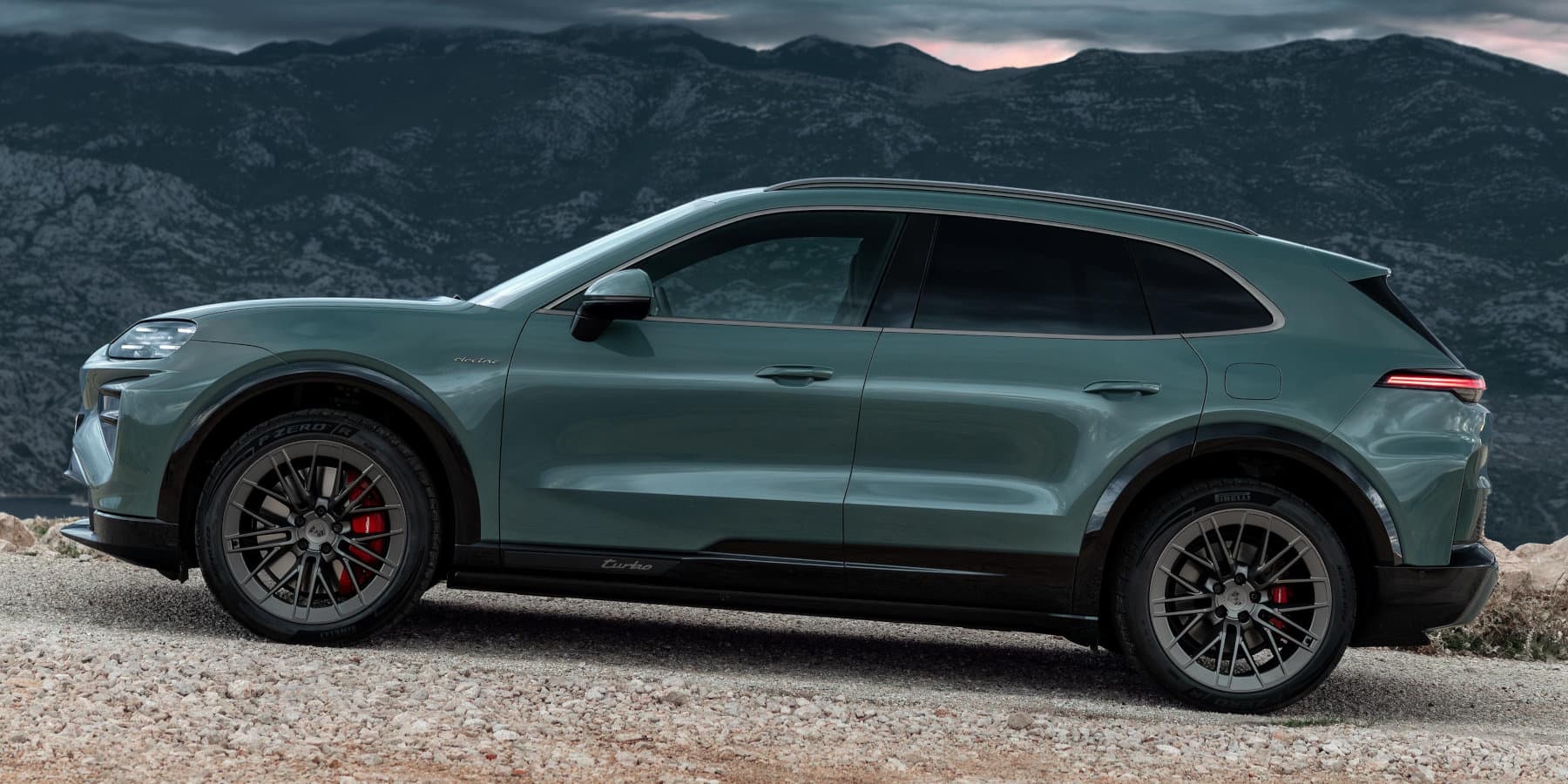 Porsche Cayenne Electric Seite