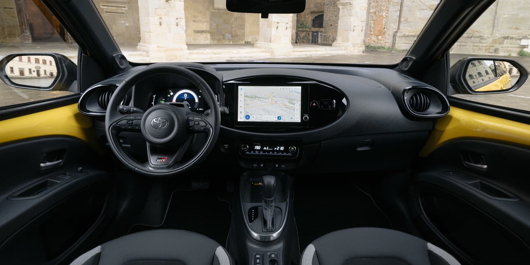 Toyota Aygo X Hybrid Cockpit Innenraum