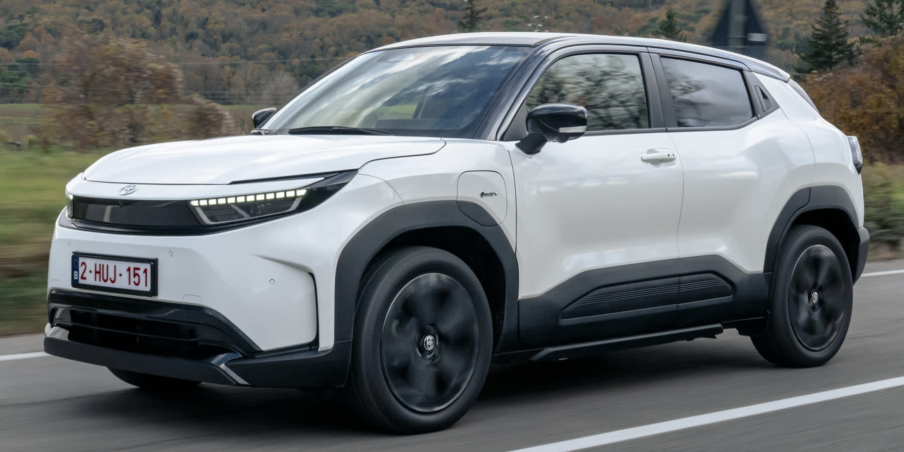 Toyota Urban Cruiser Elektro-SUV Front seitliche Ansicht