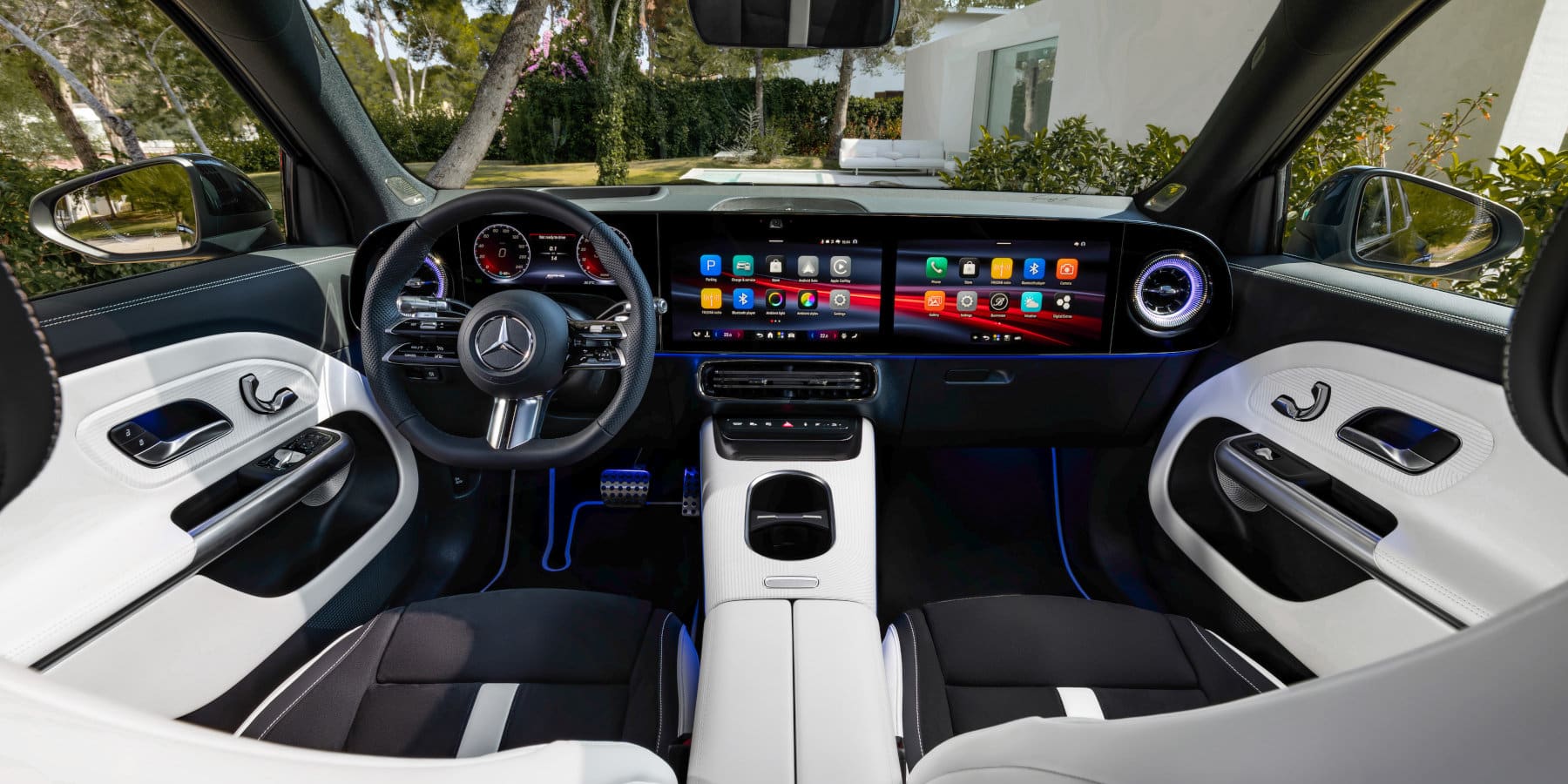 Mercedes-Benz GLB Innenraum Cockpit