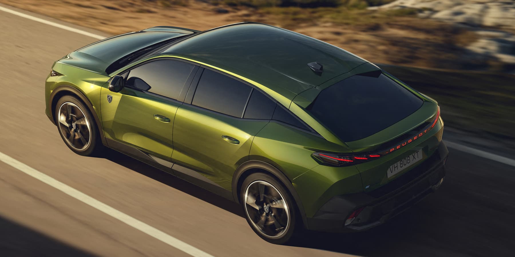 Peugeot 408 Facelift 2026 Seite Heck Vogelperspektive