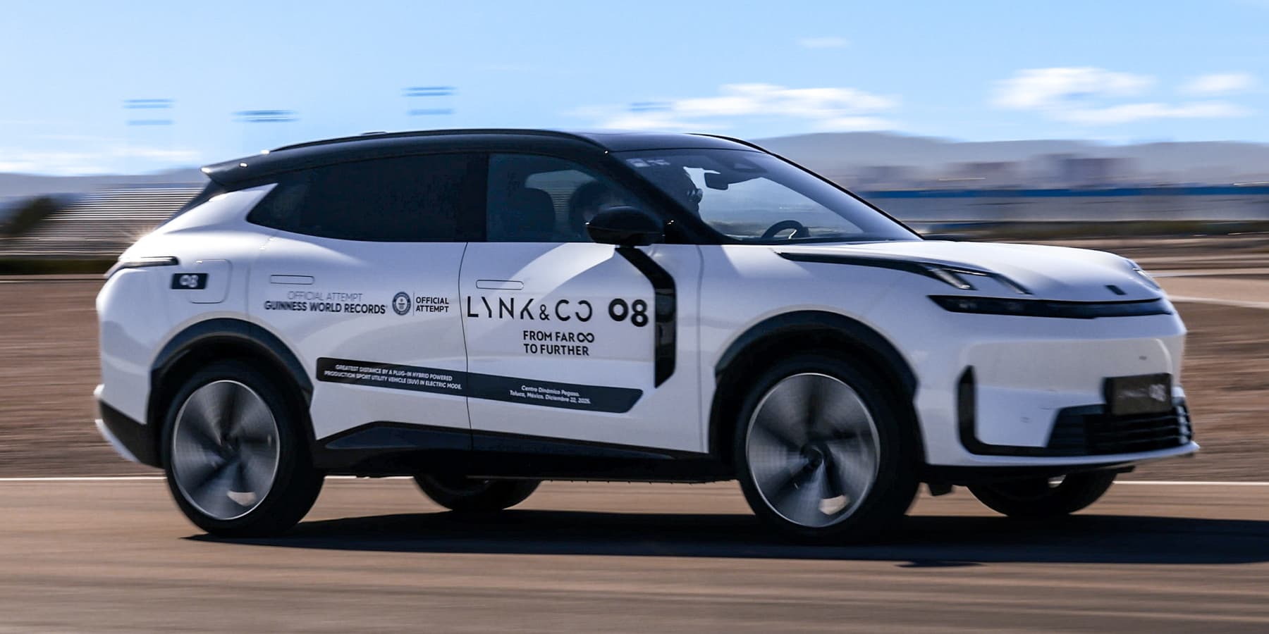 Lynk & Co 08 Plug-in-Hybrid