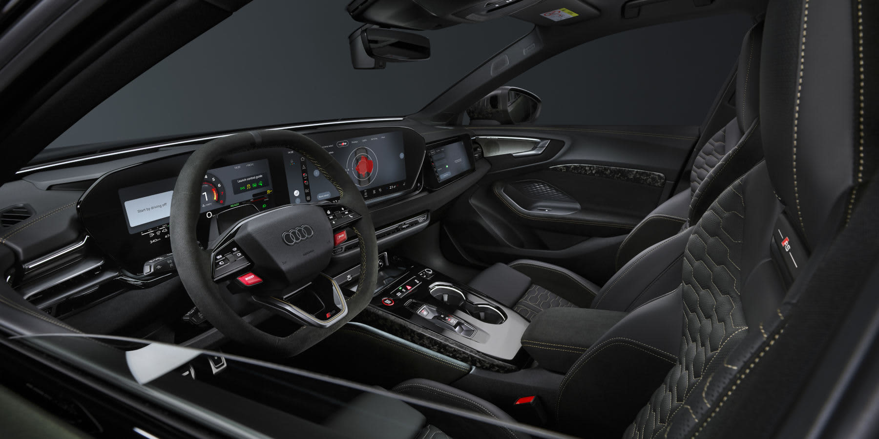 Audi RS 5 Limousine Innenraum Cockpit seitlich