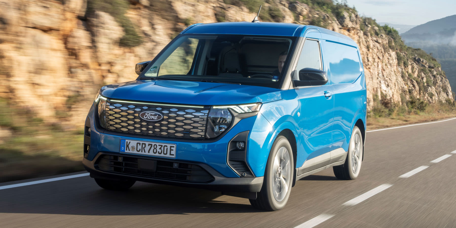 Ford E-Transit Courier