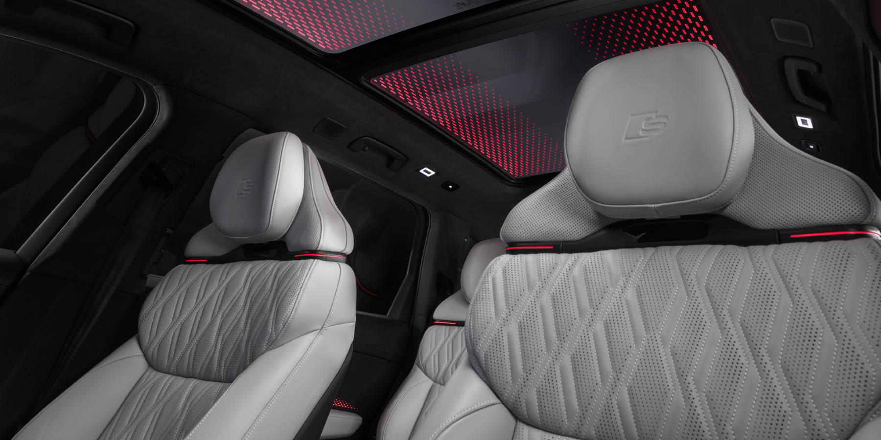 Audi Q9 Innenraum Sitze Panoramadach