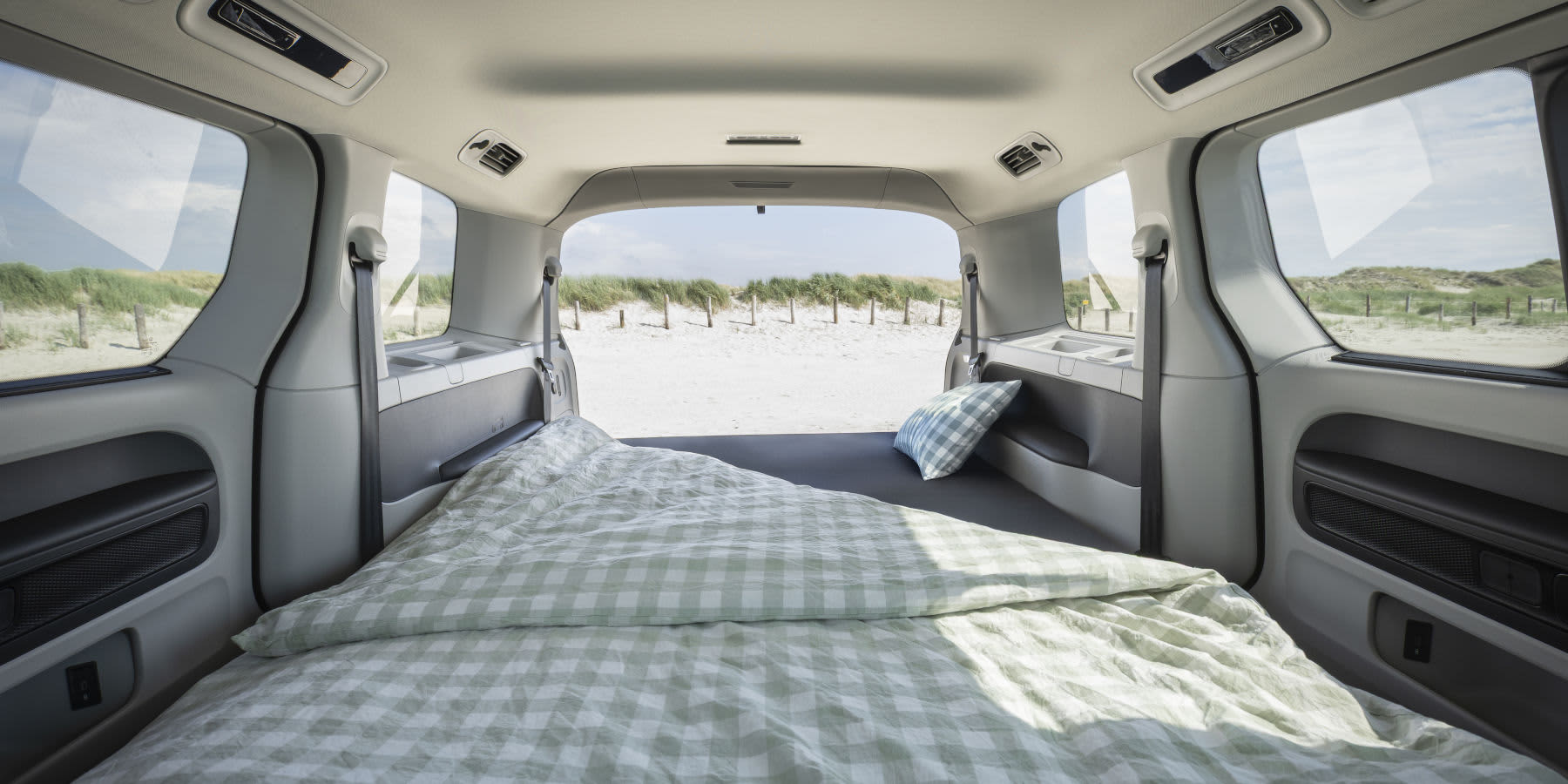 VW ID. Buzz Gute-Nacht-Paket Innenraum Bett