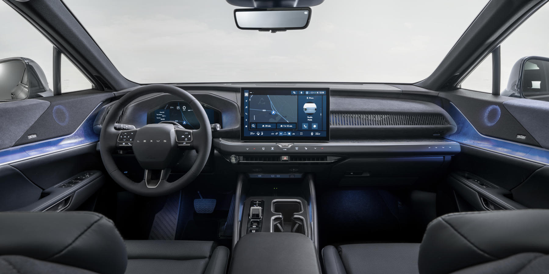 Lexus TZ Innenraum Cockpit