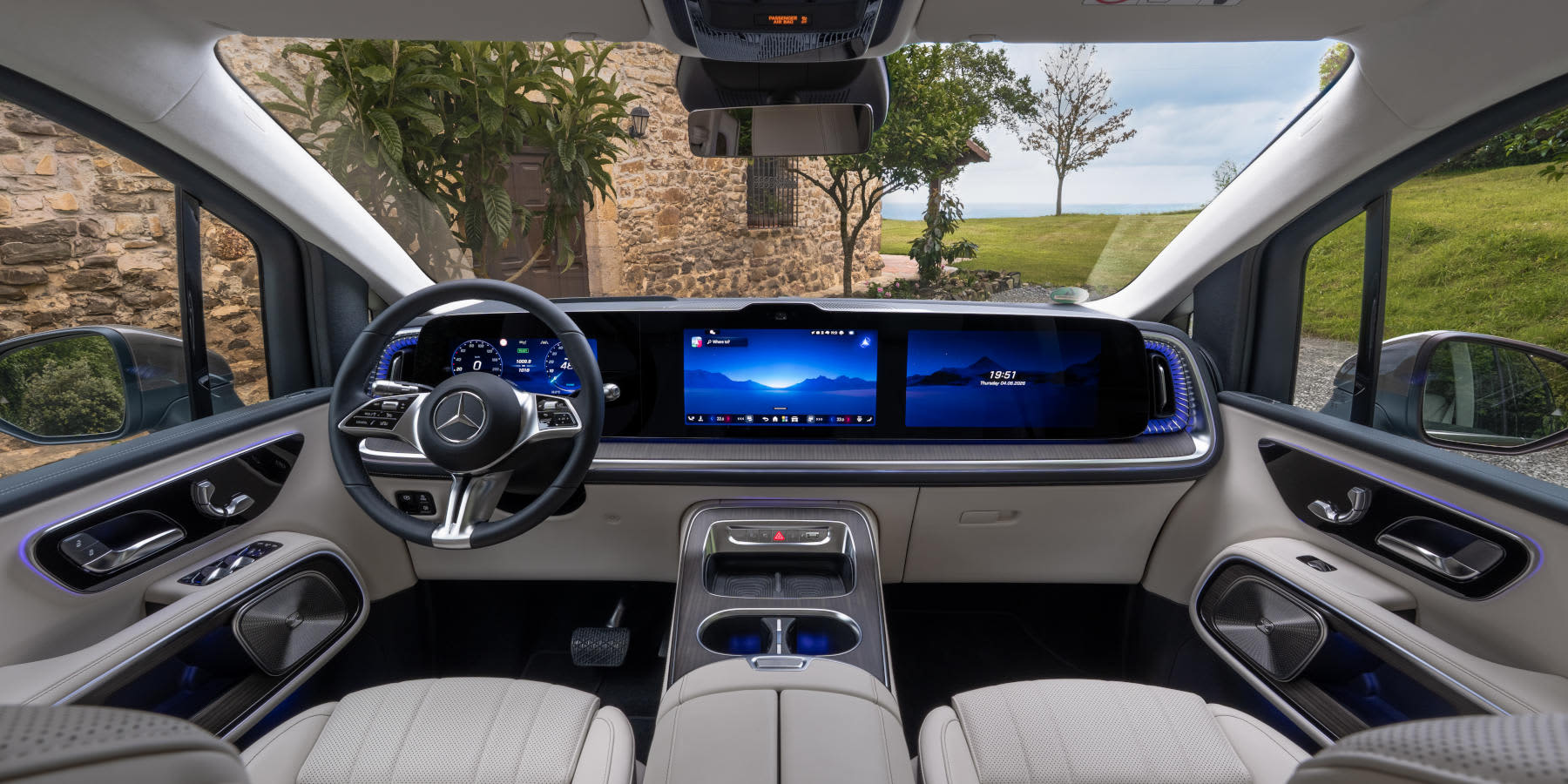Mercedes VLE Innenraum Cockpit