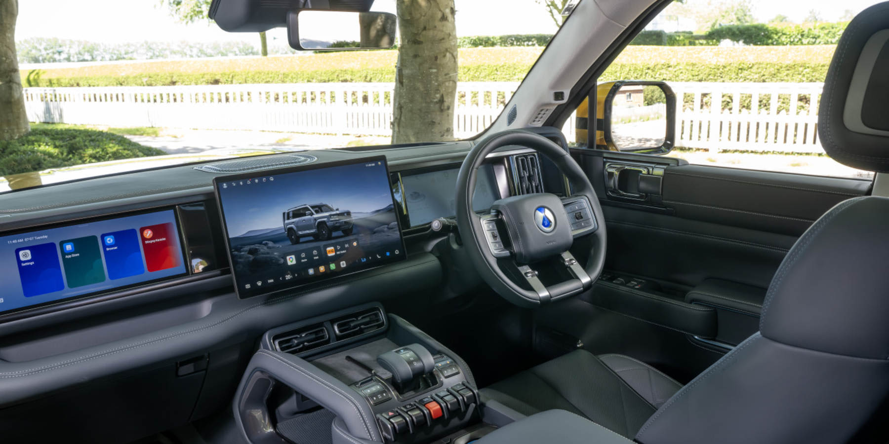 Denza Bao 5 Innenraum Cockpit