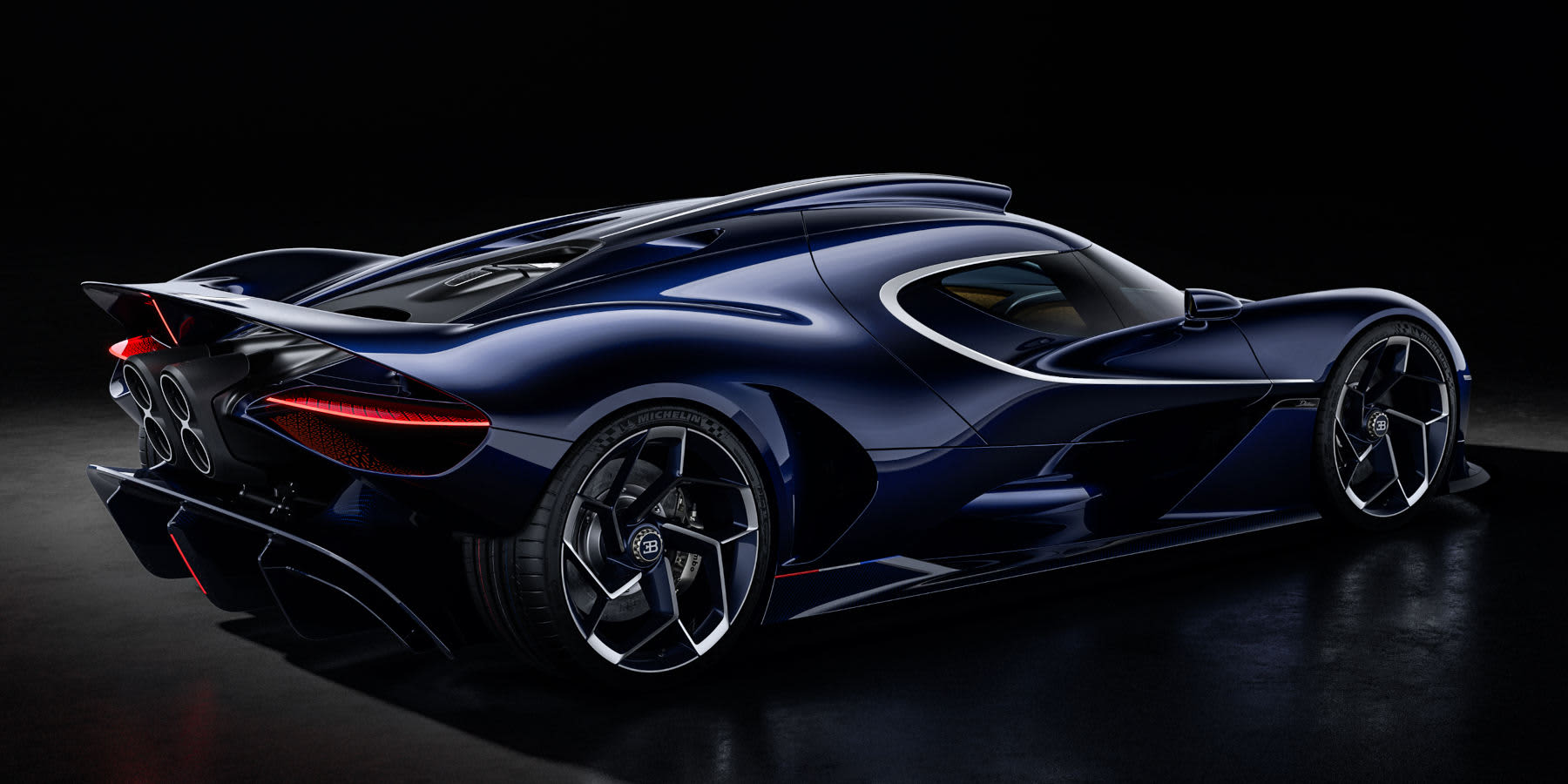 Bugatti Destrier Heck seitlich