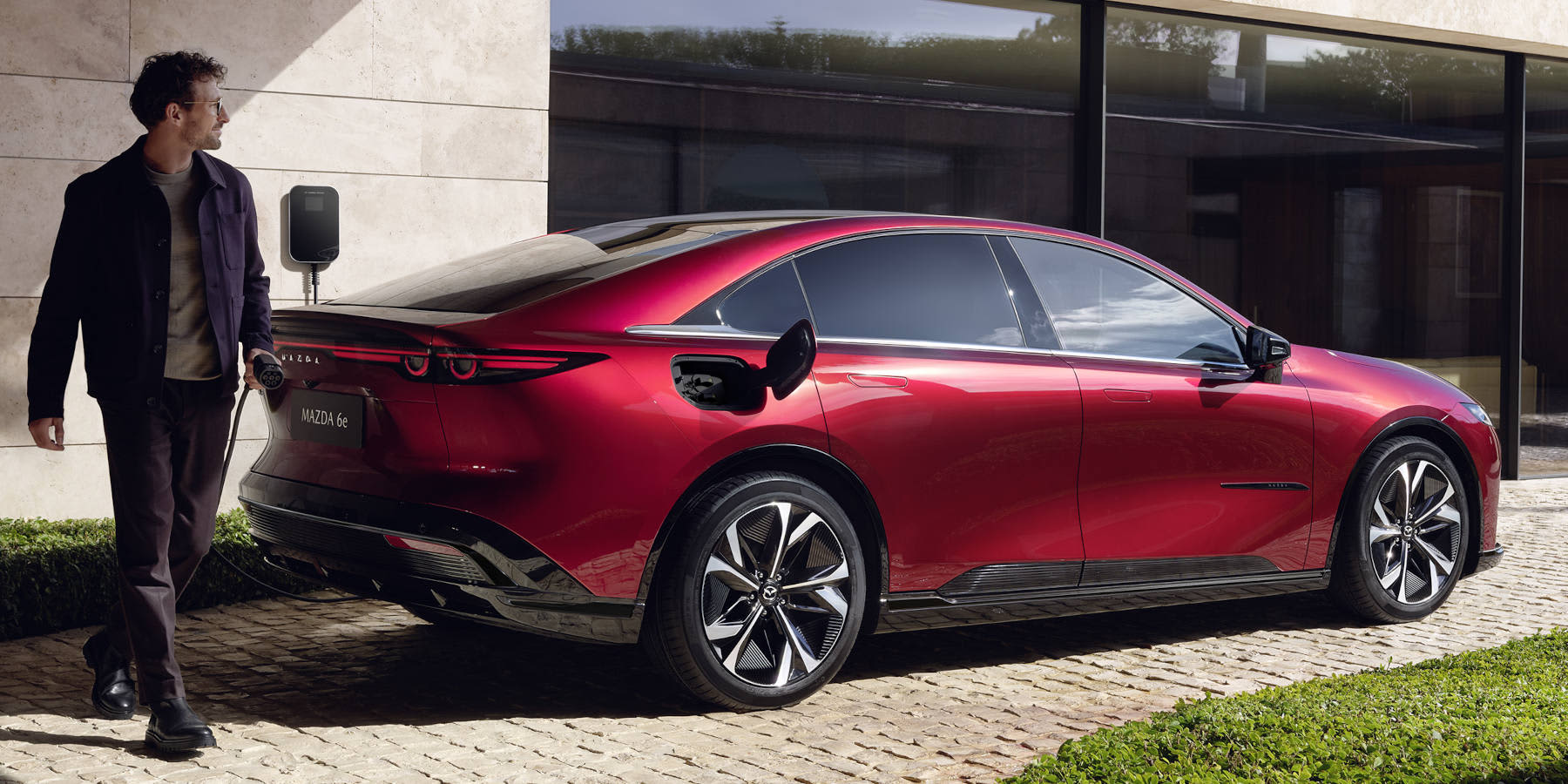 Mazda6e Heck