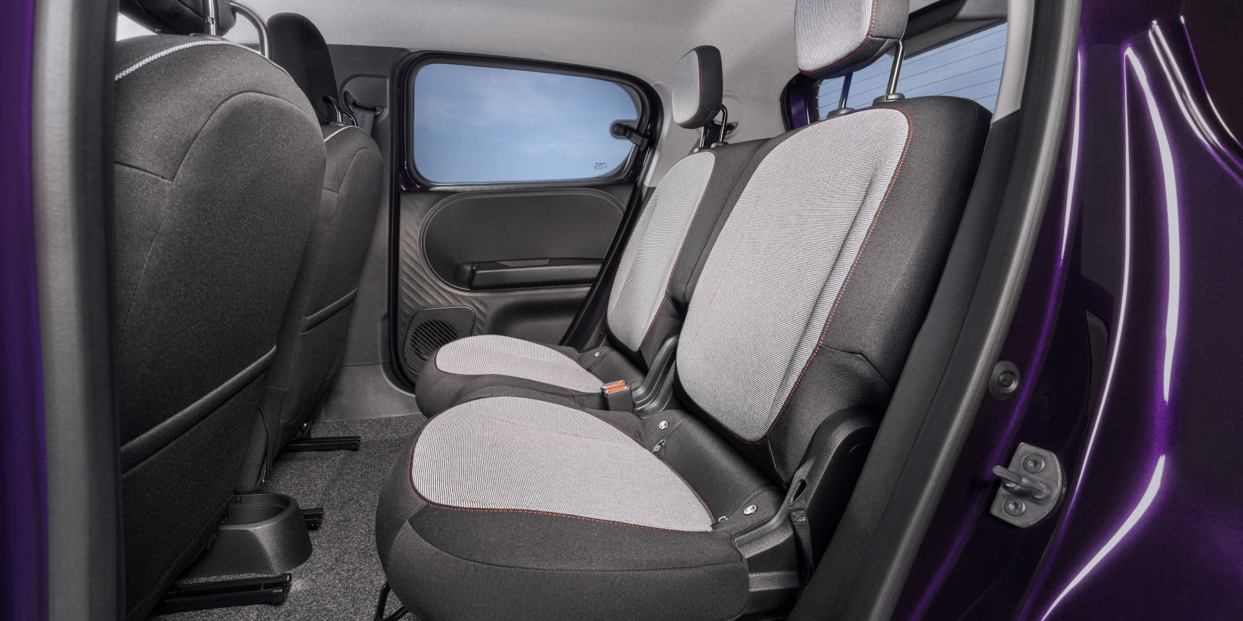 Nissan Pixo Innenraum Rückbank