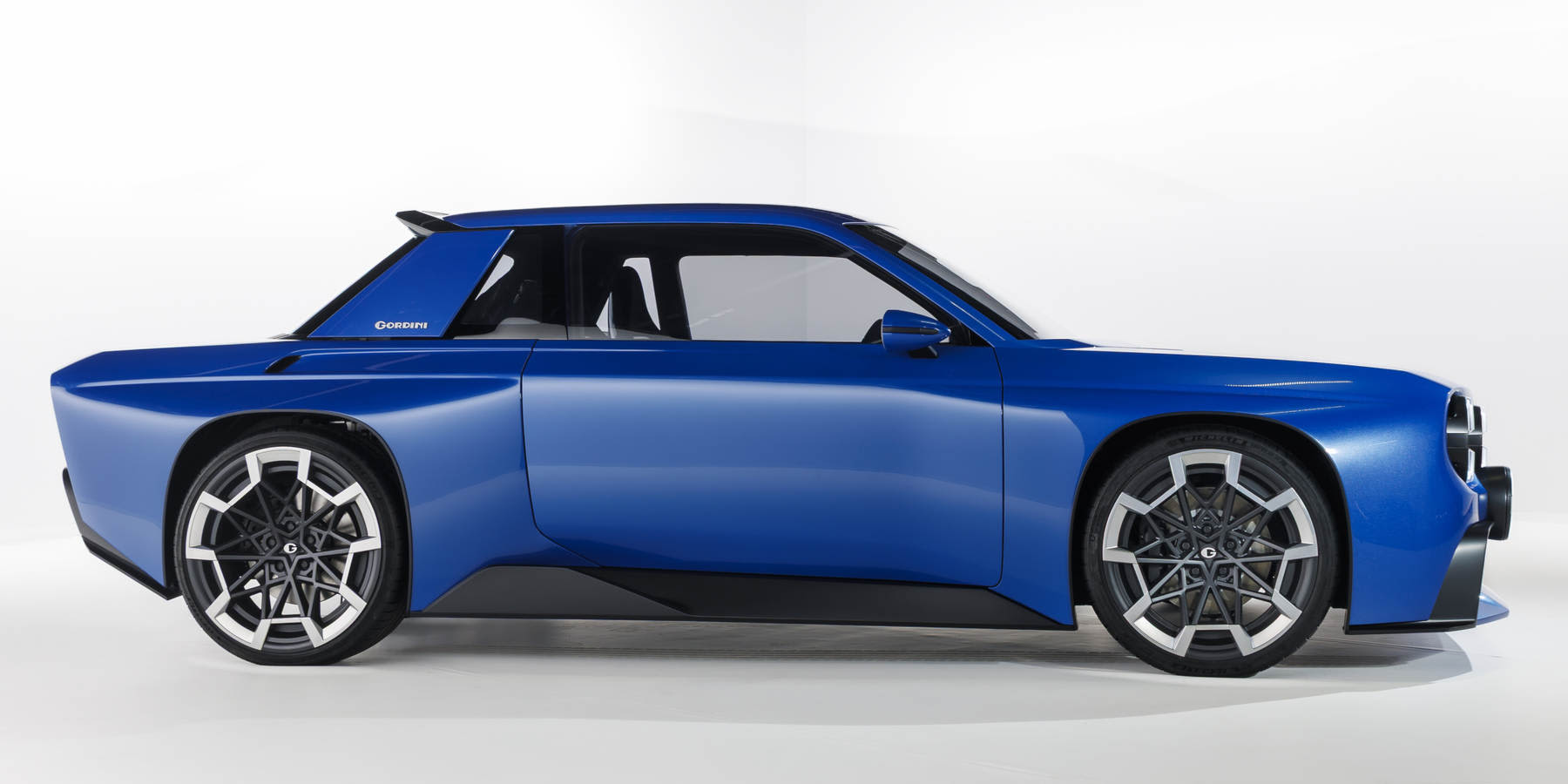 Renault R8 Gordini Concept Seite