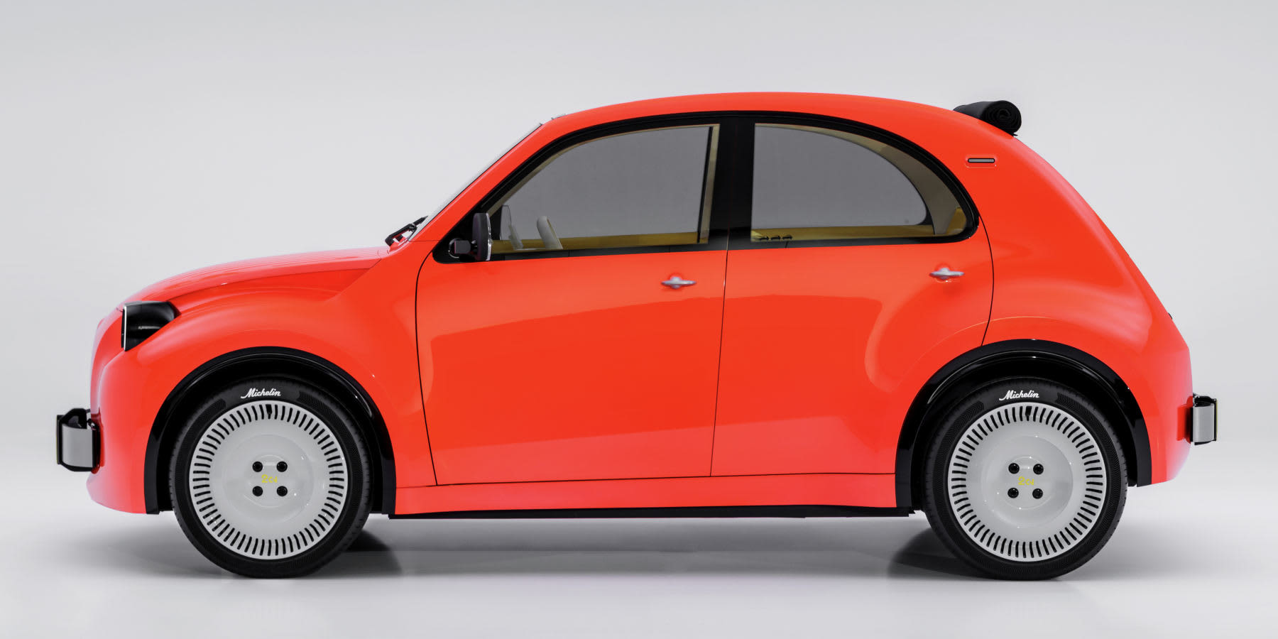 Citroen 2CV Concept Elektro-Ente Seite