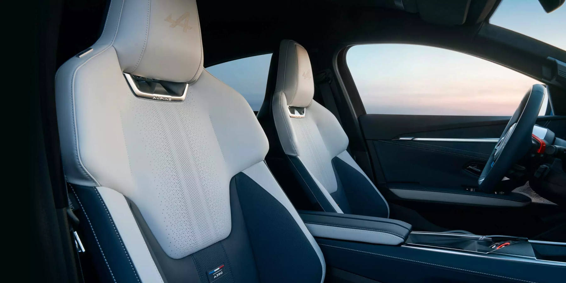 Alpine A390 Sitze