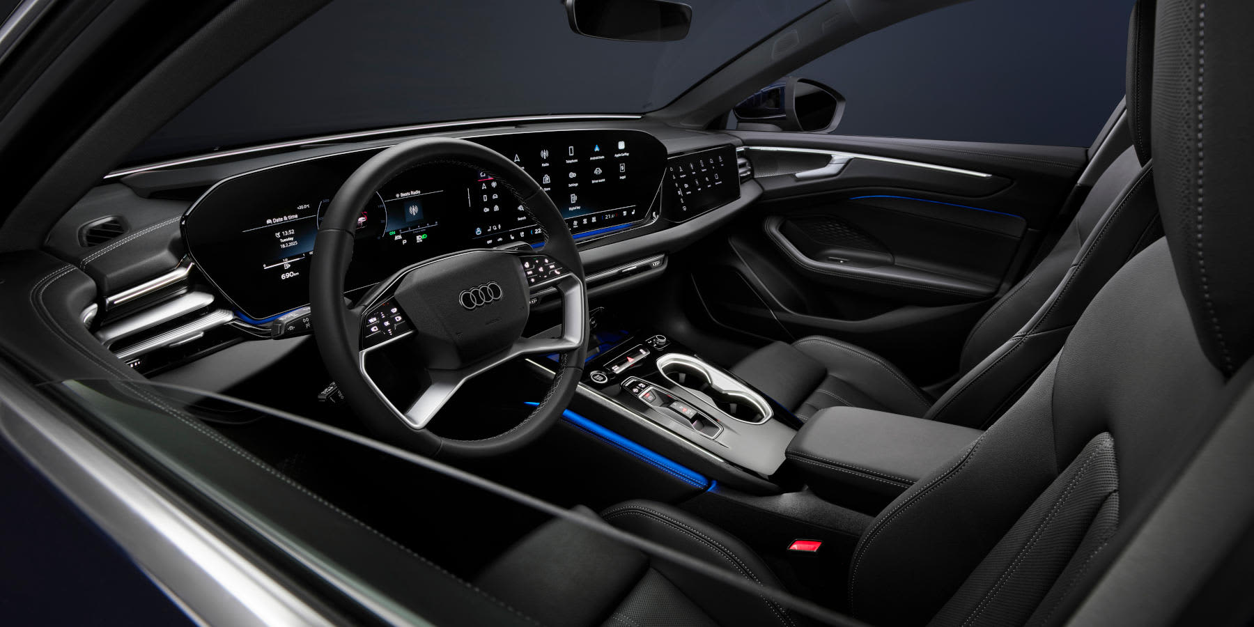 Audi A6 Avant Innenraum Cockpit