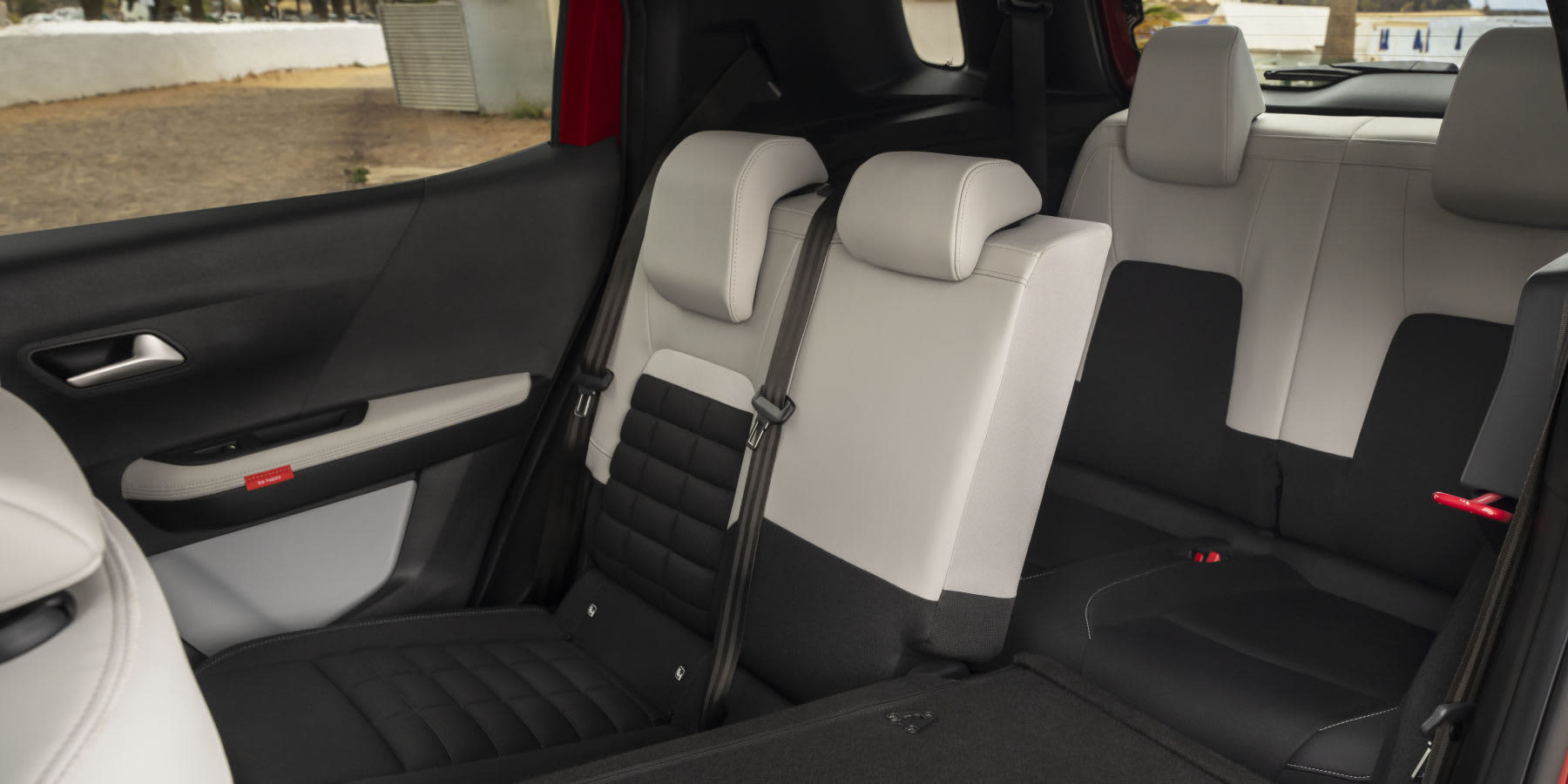 Citroen C3 Aircross 7-Sitzer Inneraum Sitze umgeklappt