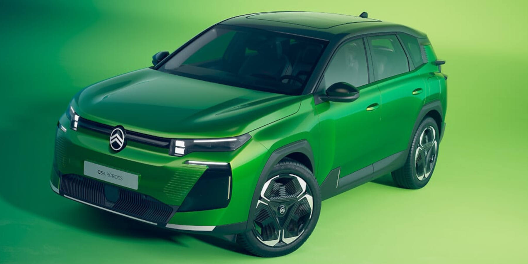 Citroen e-C5 Aircross seitliche Frontansicht