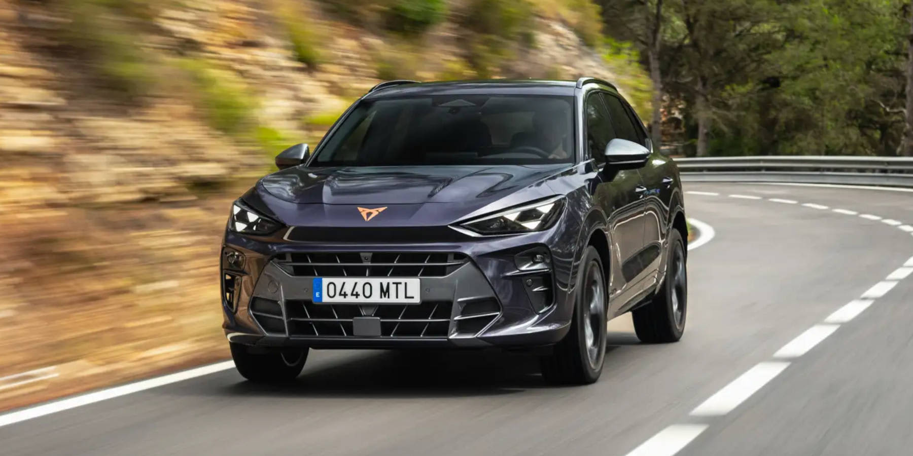 Cupra Terramar e-Hybrid Front seitlich