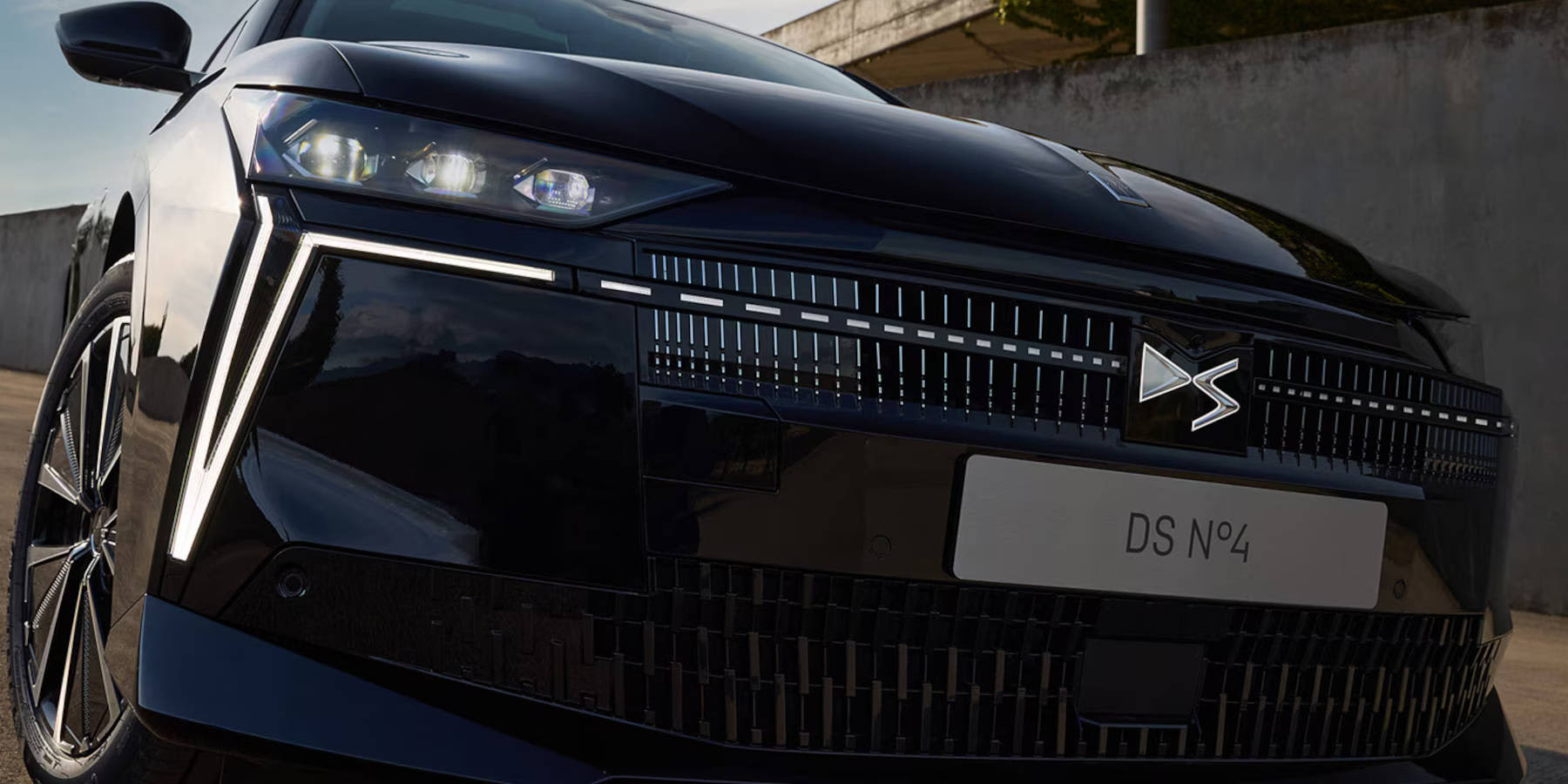 DS N°4 E-Tense Front Nahaufnahme