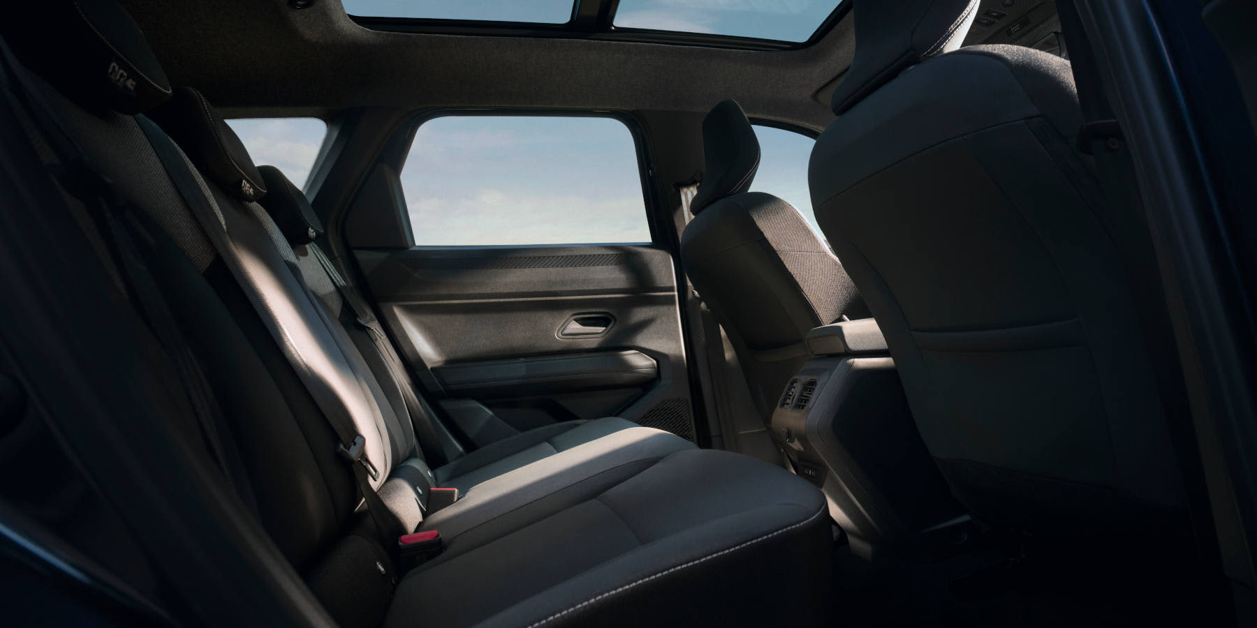 Dacia Bigster Hybrid Innenraum Rückbank Sitze