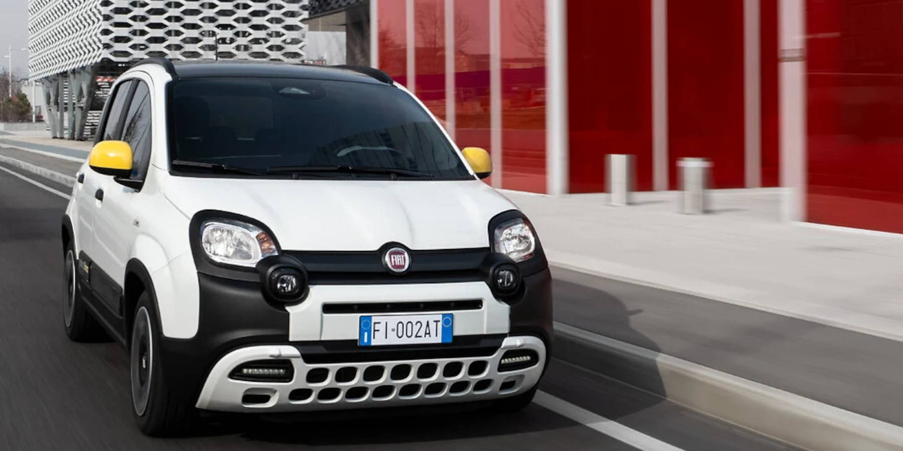 Fiat Pandina Hybrid auf der Straße