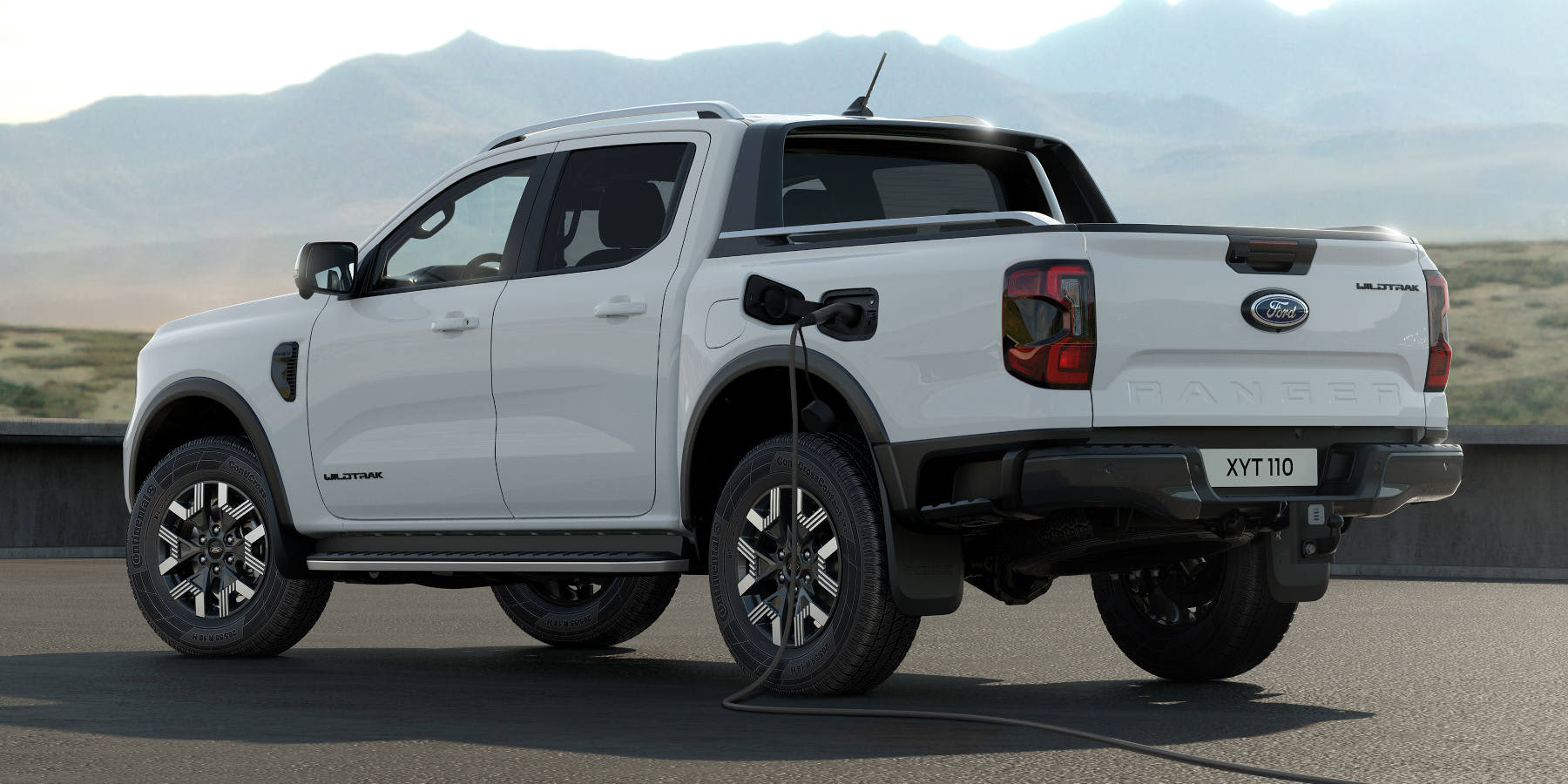 Ford Ranger PHEV Heckansicht seitlich