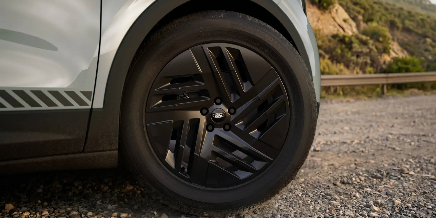  Ford e-Explorer Reifen