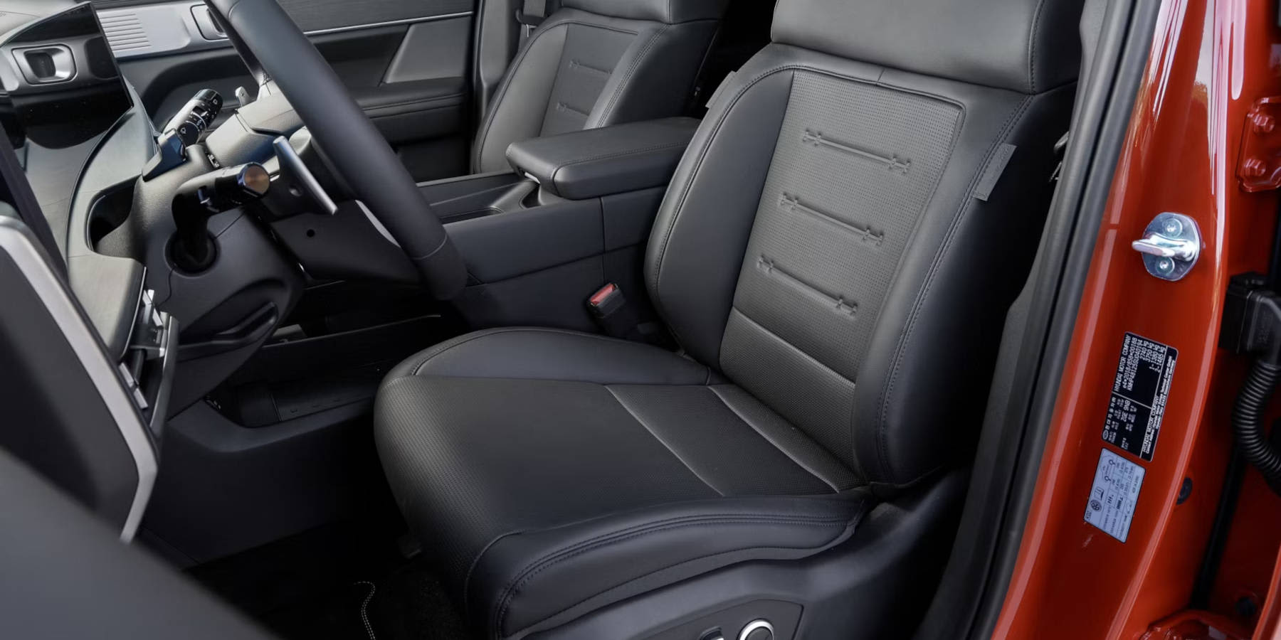 Hyundai Santa Fe Plug-in-Hybrid Innenraum Übersicht Sitze