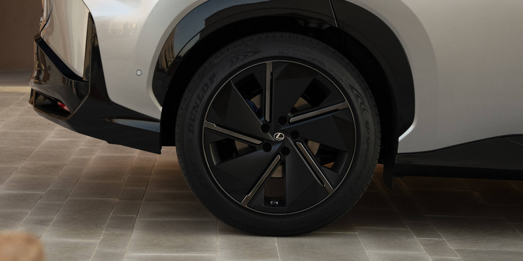 Lexus RZ Reifen