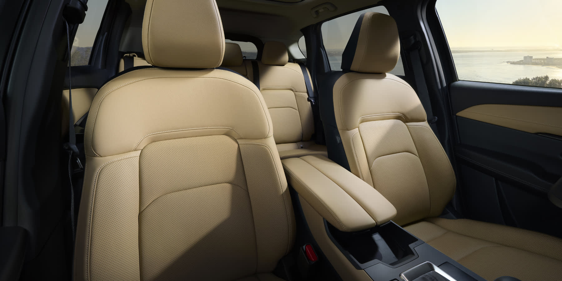 Mazda CX-5 Innenraum Vordersitze Blick nach hinten