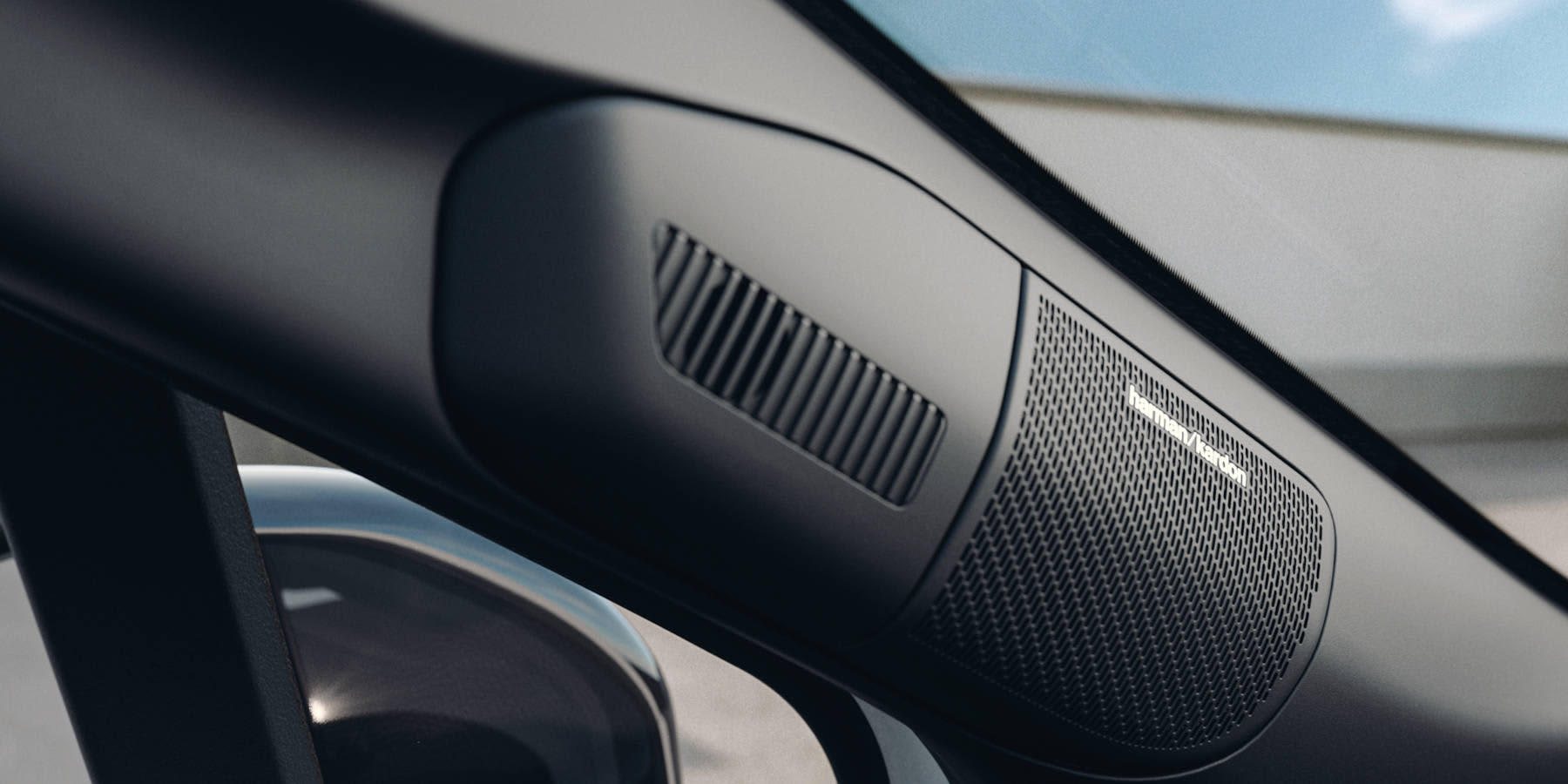 Mitsubishi Grandis Innenraum Sound System