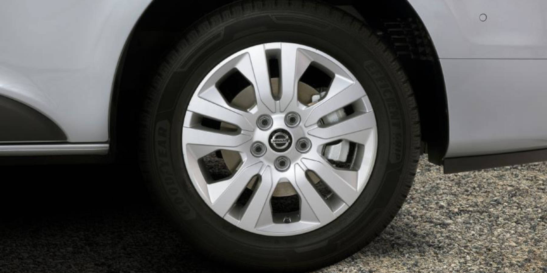 Nissan Primastar Kombi Reifen