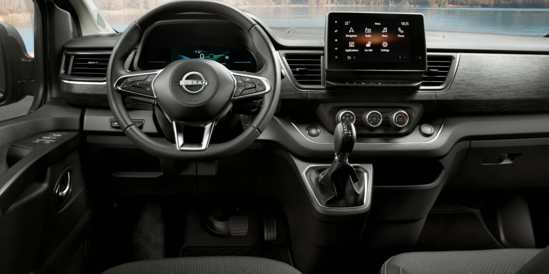 Nissan Primastar Kombi Innenraum Übersicht